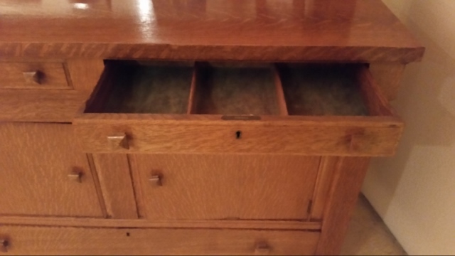 silver drawer (640x360).jpg